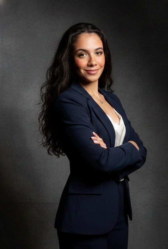 Dra. Camila Dias de Góis